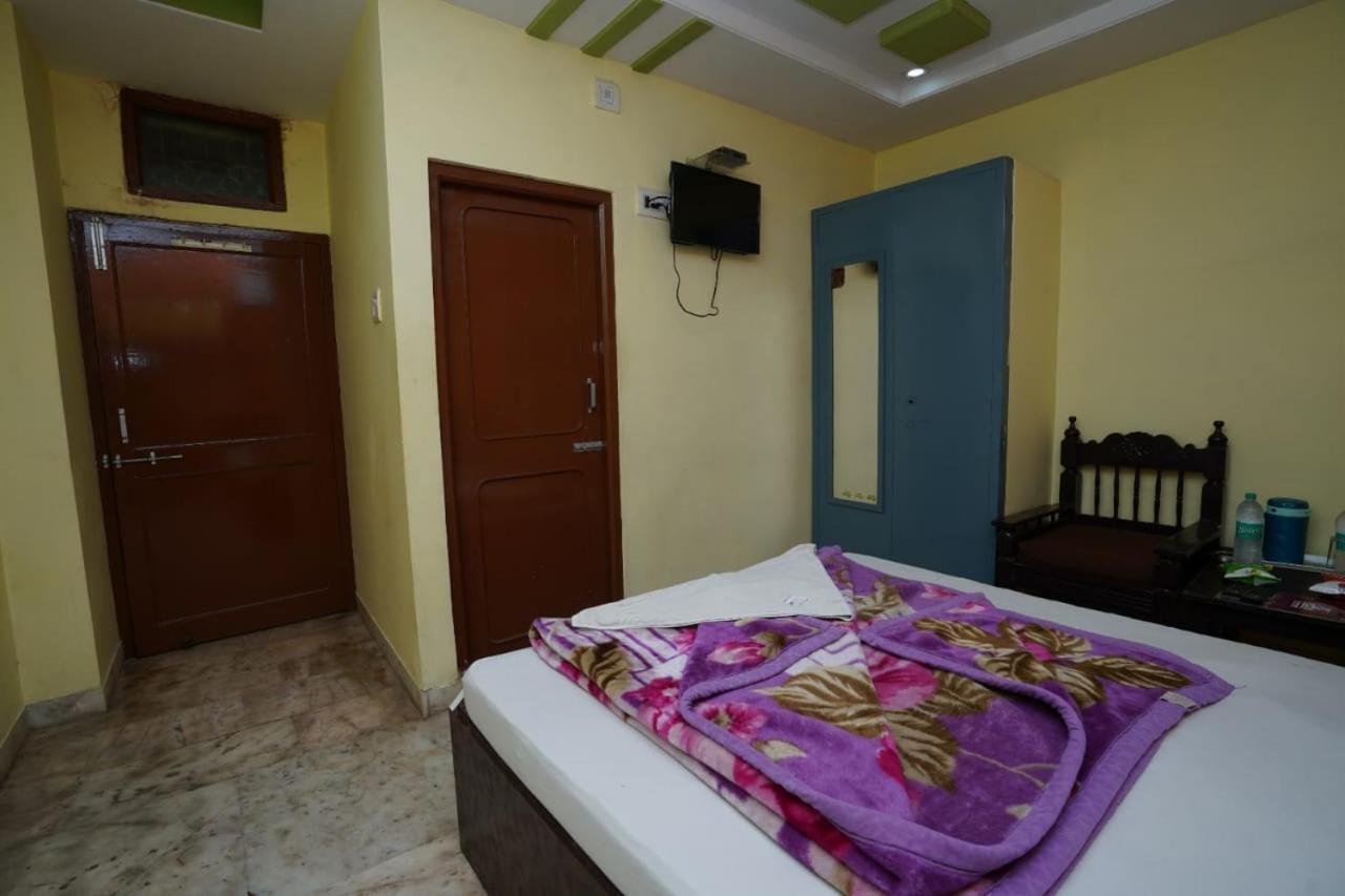 Hotel Gokul Palace Ουνταϊπούρ Εξωτερικό φωτογραφία